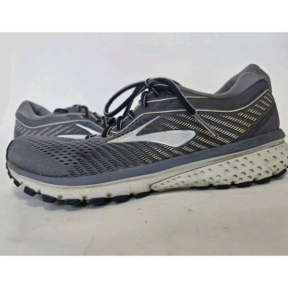 Brooks Ghost 12 Womens Size‎ 9.5 Athletic Running Shoes Sneakers Purple Gray